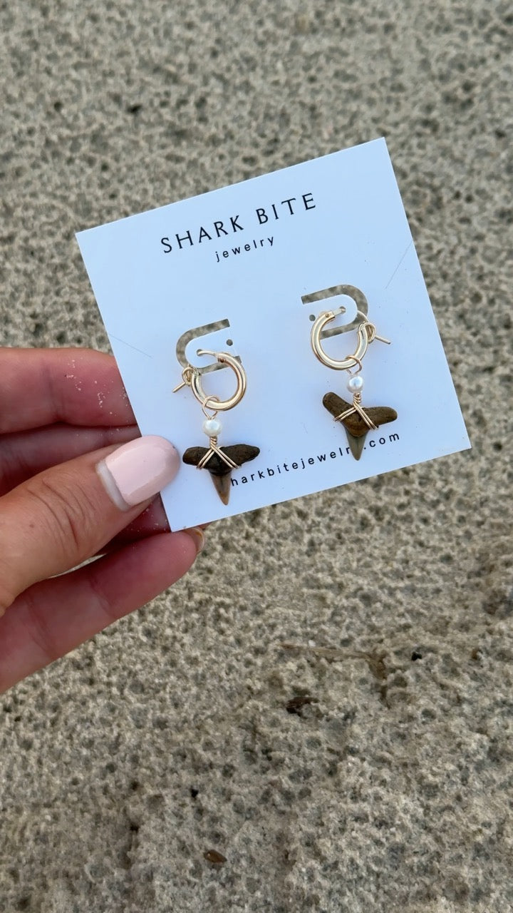 small gold perla style hammerhead hoops #1