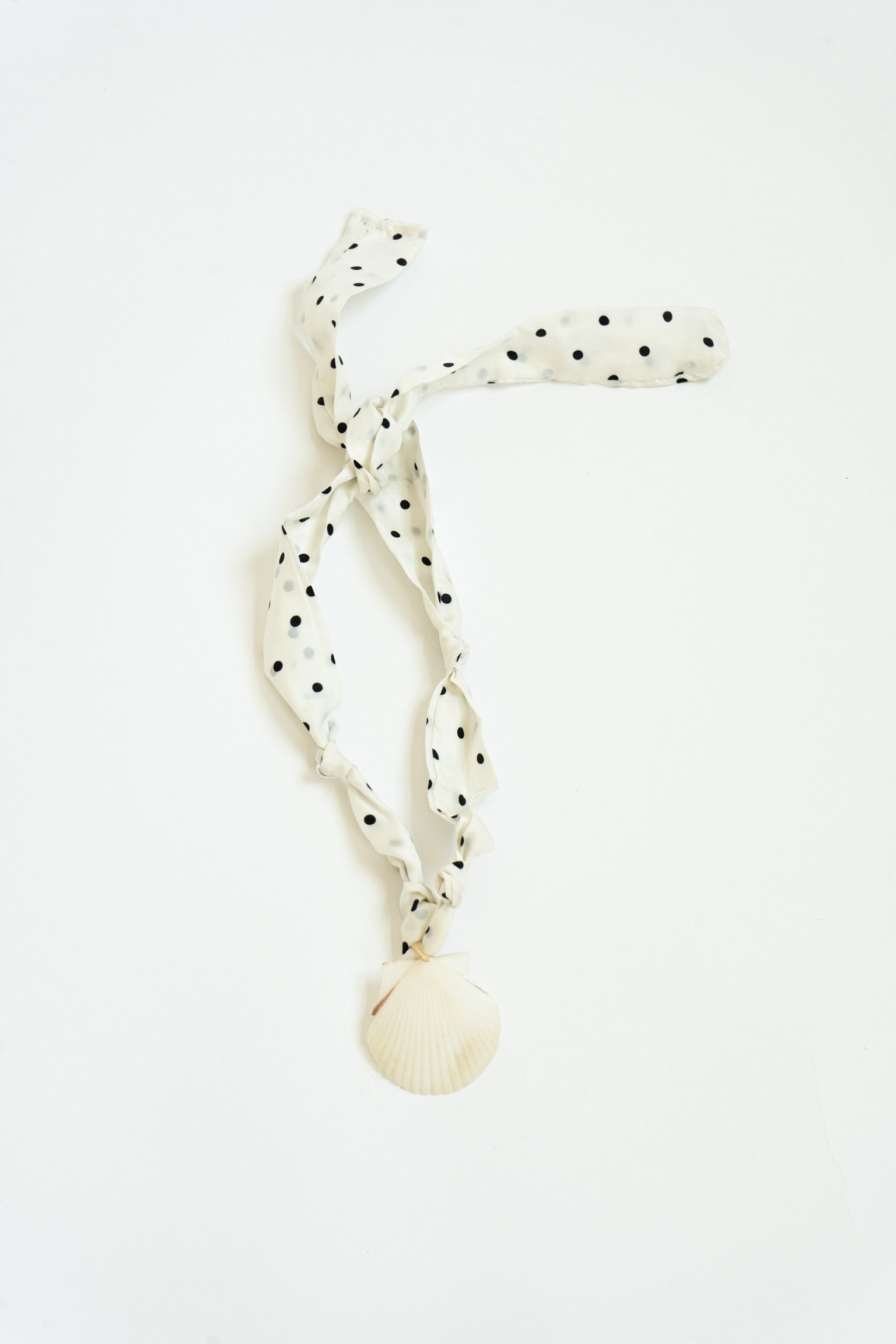 Dolce Seashell Necklace
